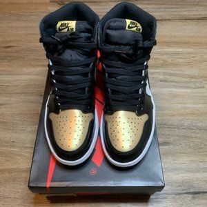 Nike Air Jordan 1 Retro High NRG Patent Gold Toe Jordan